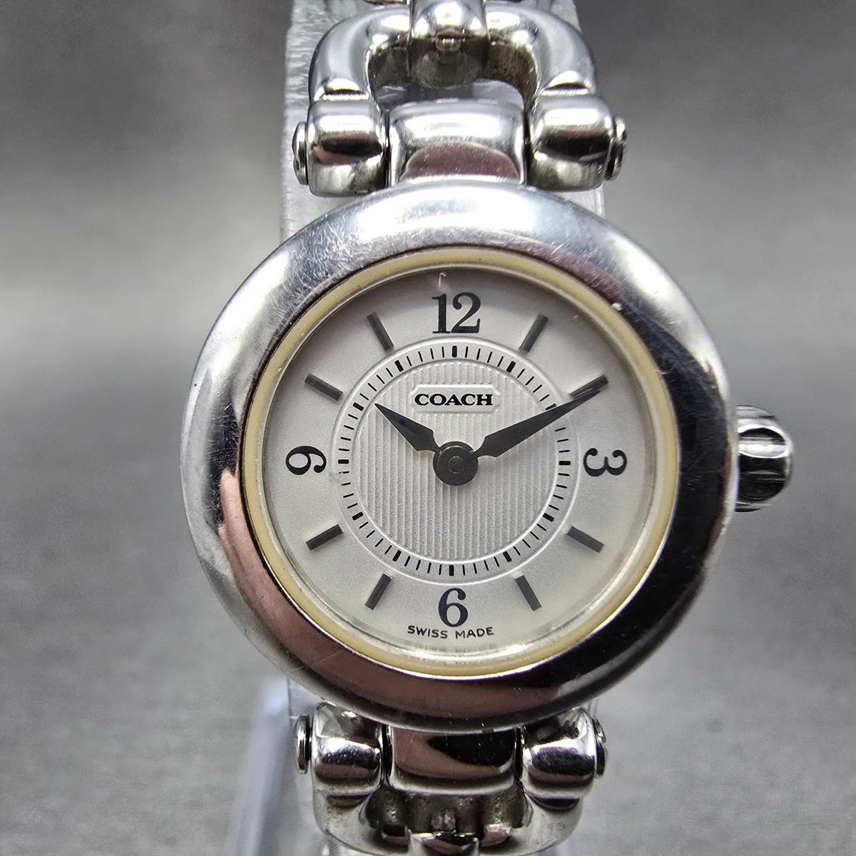 Coach Watch Women 22mmm Silver Dial Steel Round Leather W024PARTS0