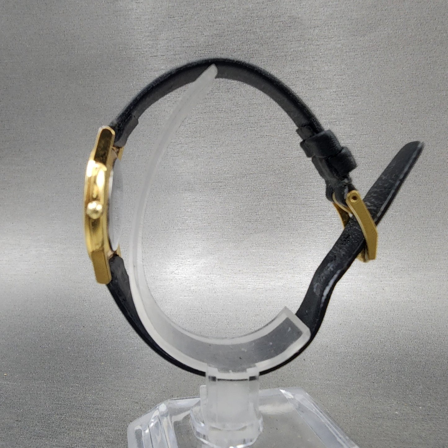 Movado Muesum Watch Women 25mm Black Dial Gold Tone Round 87 A1 845 New Battery6