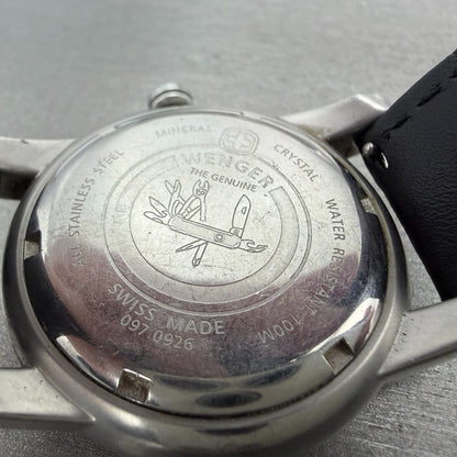 Wenger GMT Watch Men 39mm Silver Dial Steel Date Round SMT 097.0926 New batt9
