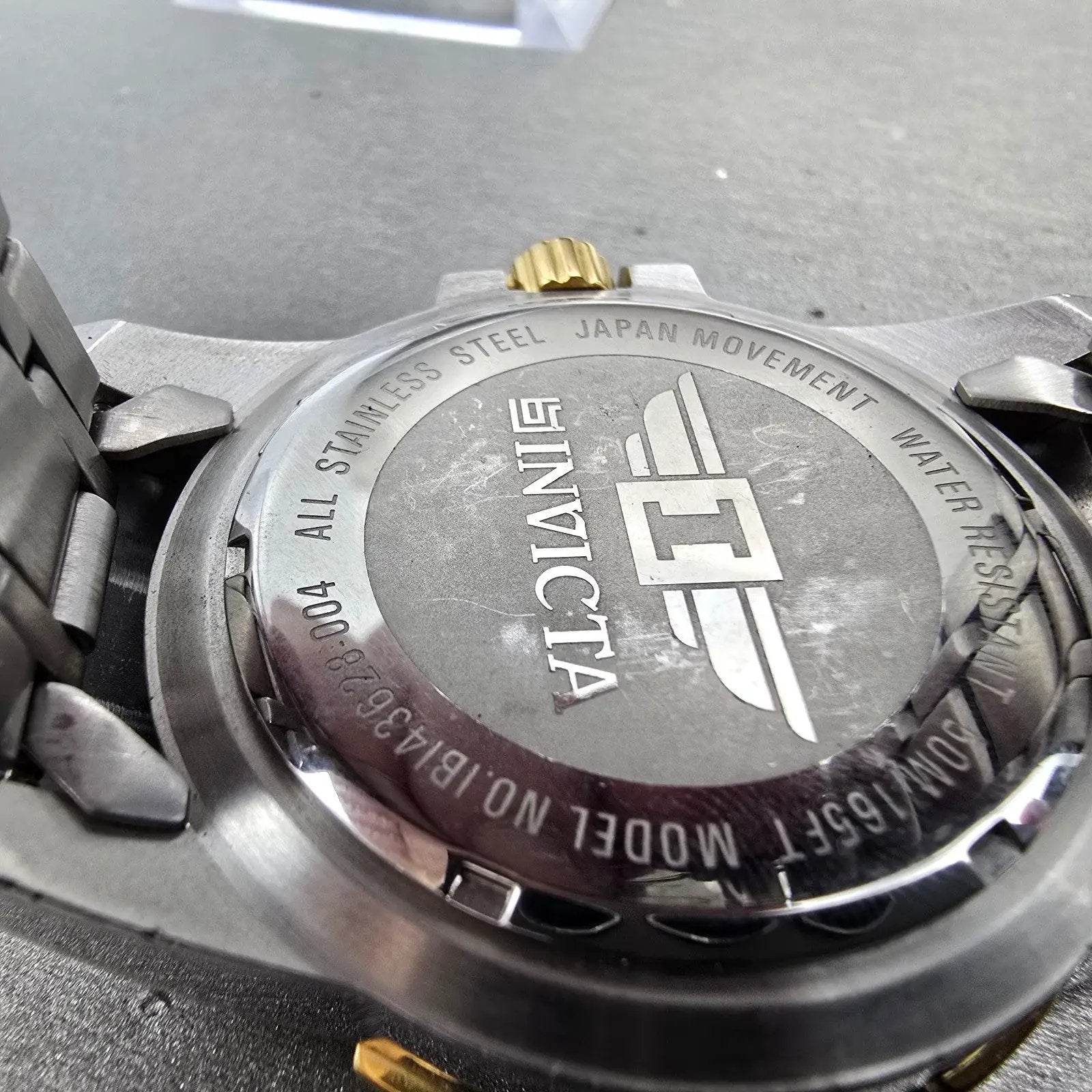 Invicta Pro Diver Watch Men 45mm Red Dial Two Tone Date Round New Battery9