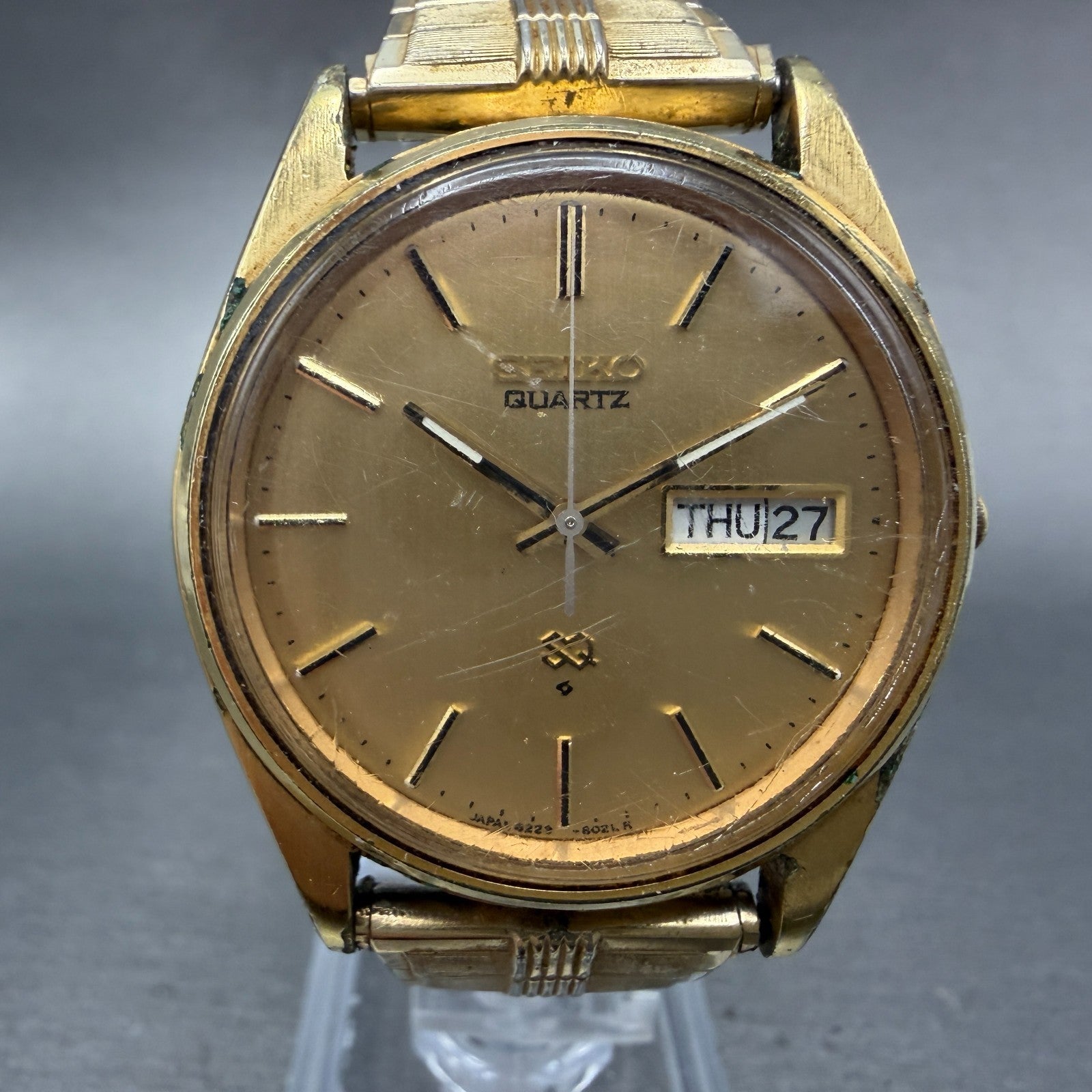 Seiko SQ Watch Men 35mm Gold Dial Gold Tone Daydate Round 8223-8019 New Battery0