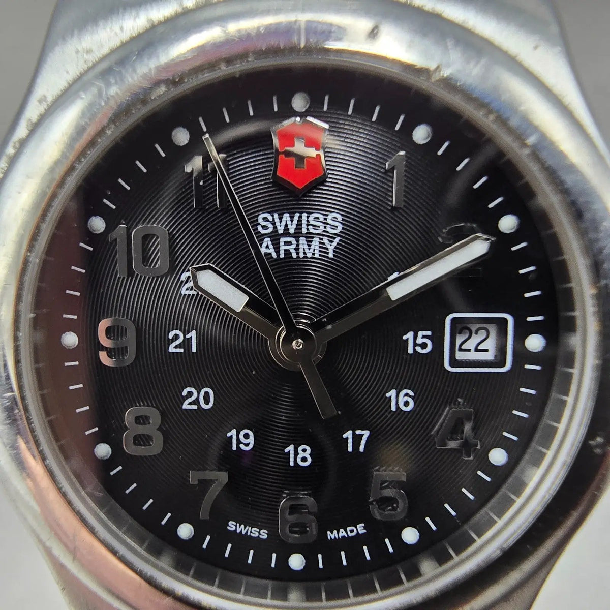 Victorinox Swiss Army Officer Watch Women 28mm Black Dial Steel Date 241033 Runs1