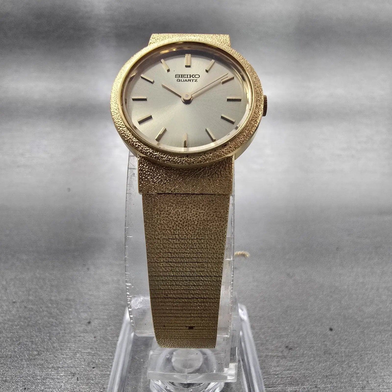 Seiko Watch Women 21mm Gold Dial Gold Tone Round 2320-0051 New Battery Vintage5