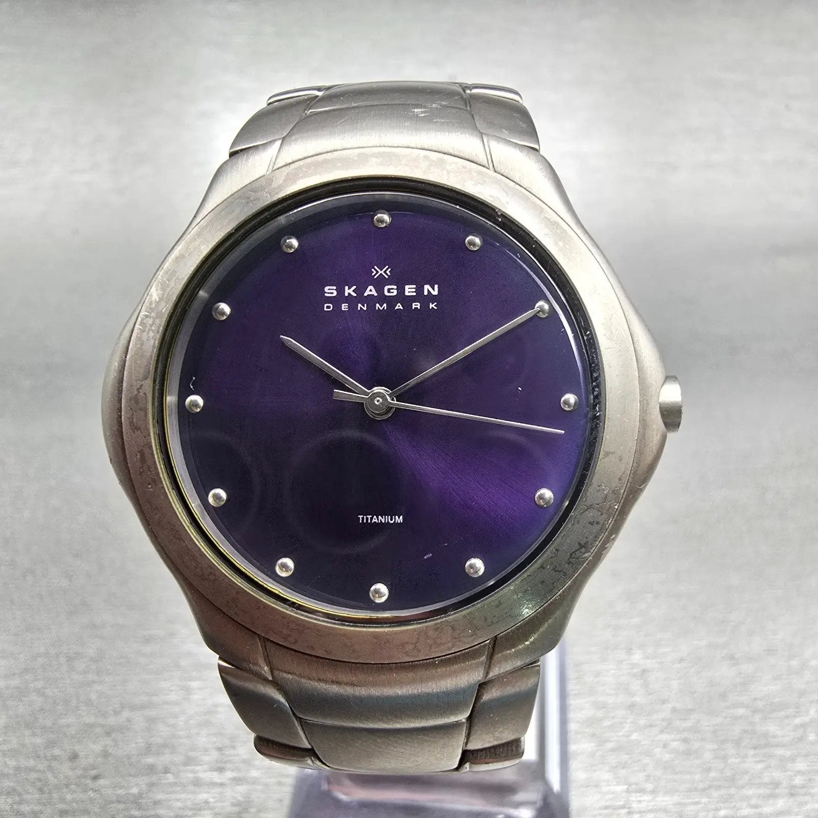 Skagen Watch Women 37mm Purple Dial Titanium Round 283LTXN New Battery 6.25"0