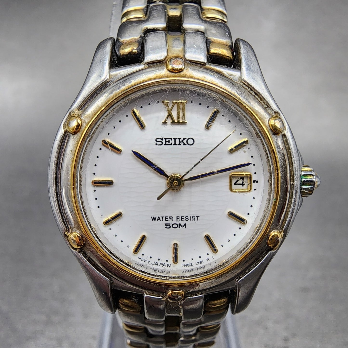 Seiko Watch Women 26mm White Dial Two Tone Date Round 7n820599 New Battery A1231