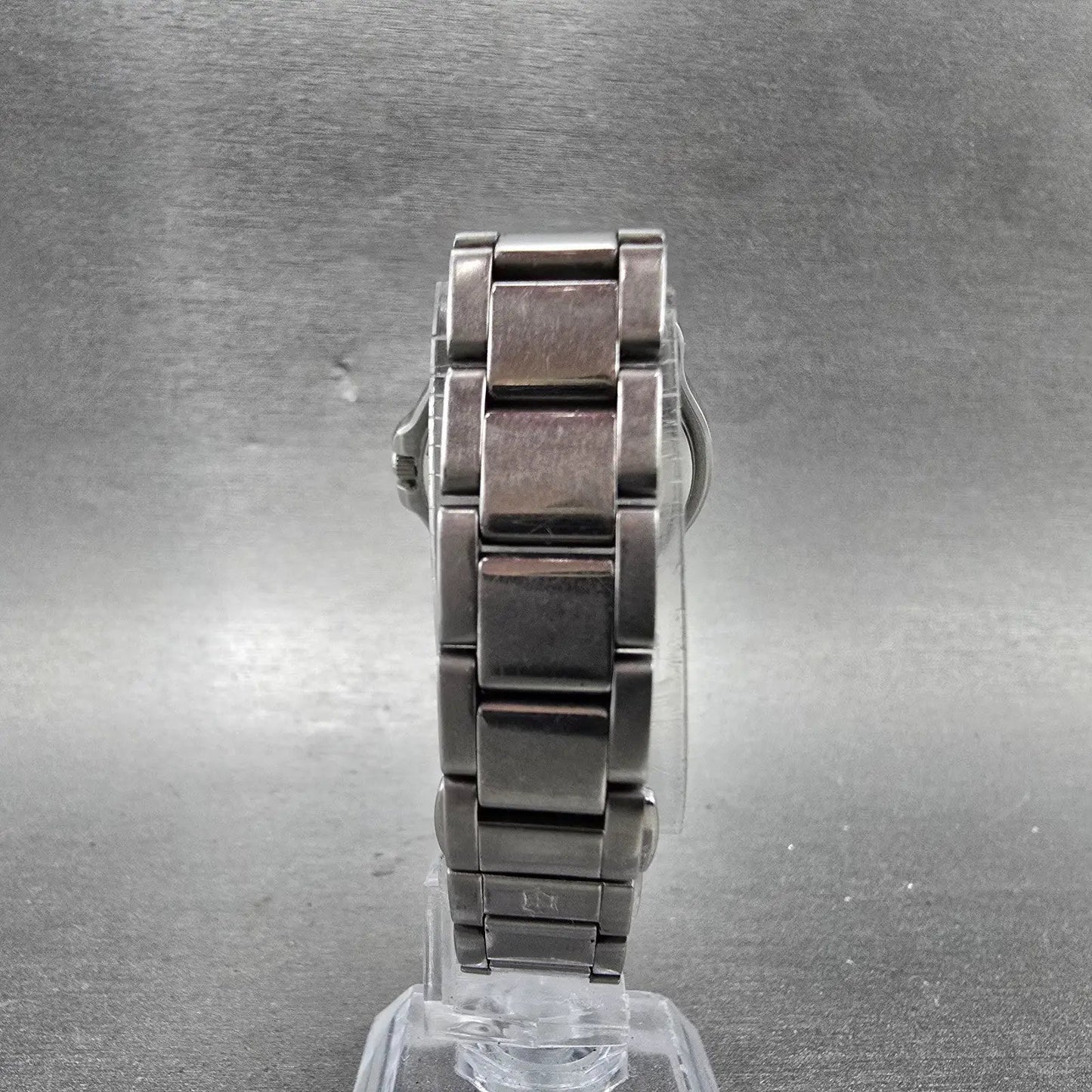 Victorinox Swiss Army Watch Women 30mm White Dial Silver Tone Date 1505 New Batt8