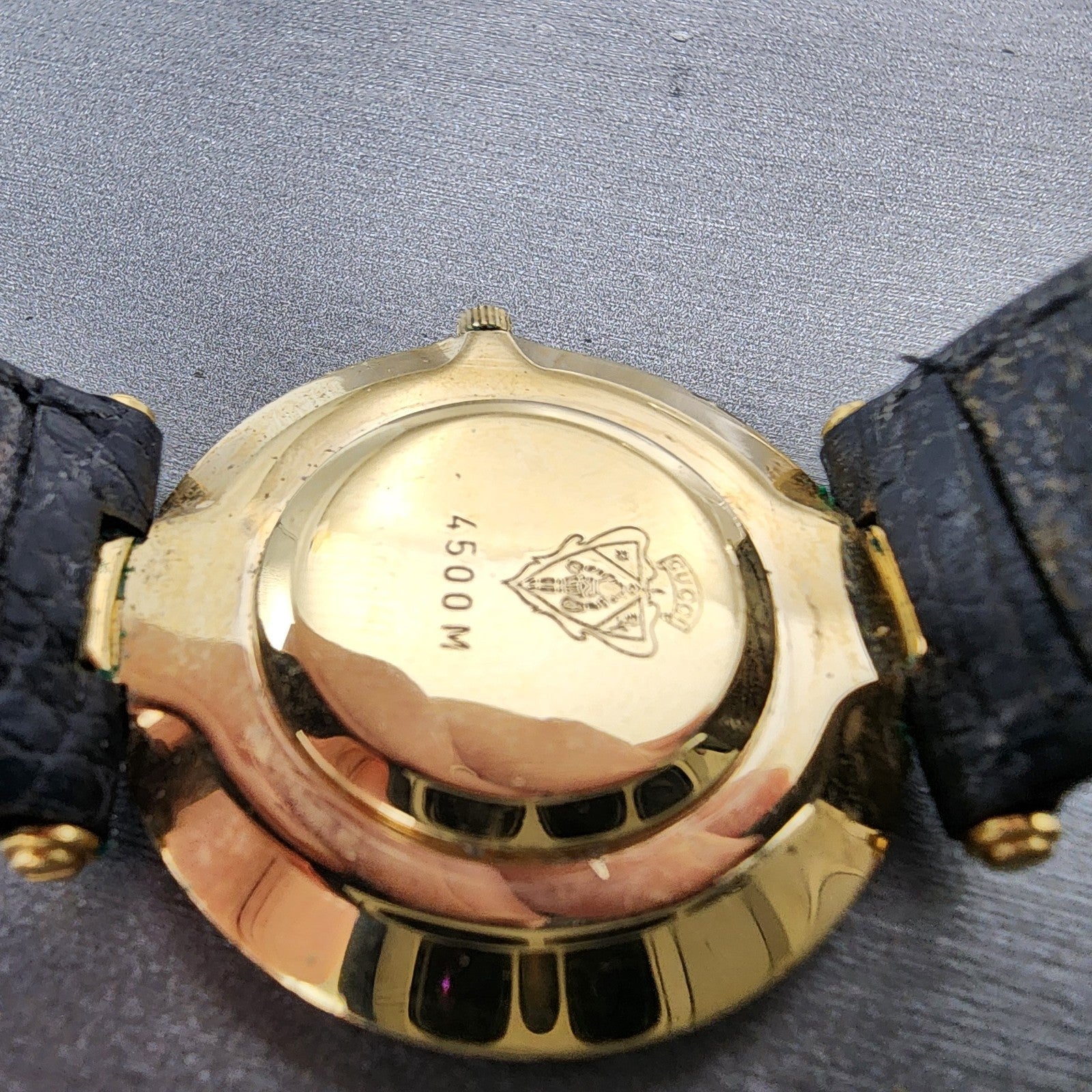 Gucci 4500m Watch Men 32mm Black Dial Gold Plated Round Leather Band New Battery9