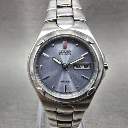 Citizen Eco-Drive Watch Women 25mm Silver Dial Steel Daydate E001-K17560 Runs0