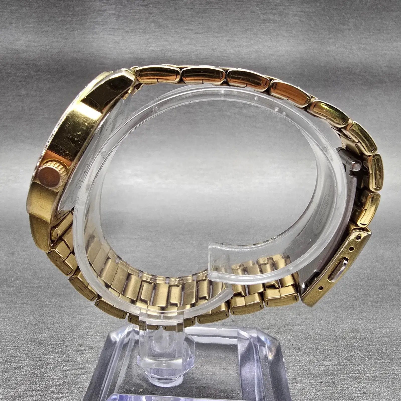 Citizen Watch Women 35mm Gold Dial Gold Tone Gemmed Round 1032-S086248 New Batt6