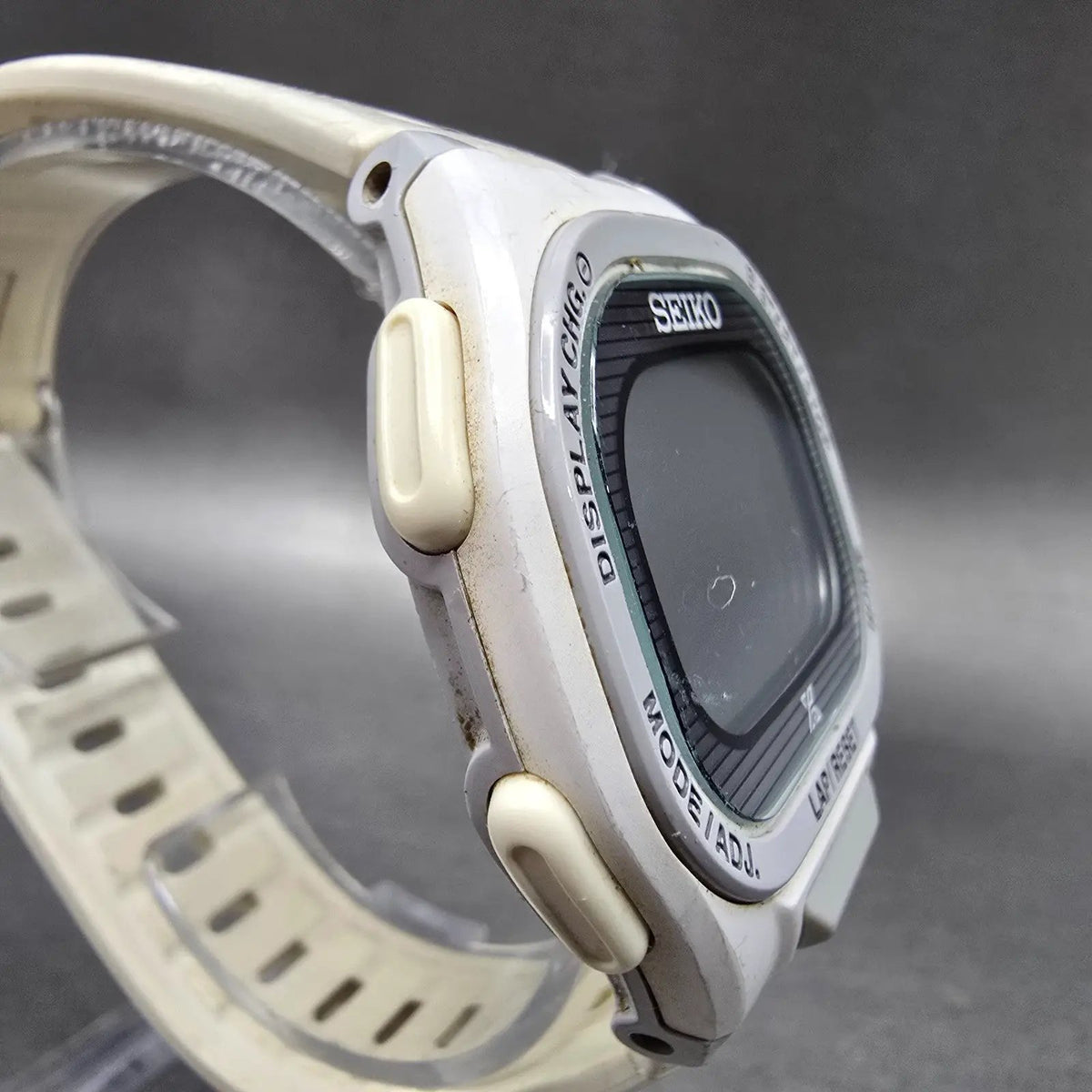Seiko Super Runner Watch Men 44mm White Chronograph Oval S690-00A0 PARTS4