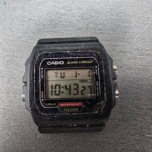 Casio W-720 Watch Men 38mm Black  Alarm Chronograph Daydate Octagon New Batt0