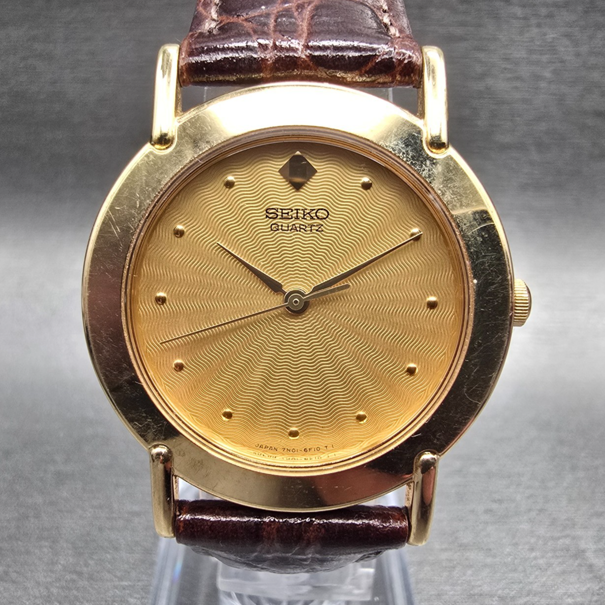 Seiko Watch Men 31mm Gold Dial Gold Tone Round 7N01-6E60 New Battery Vintage0