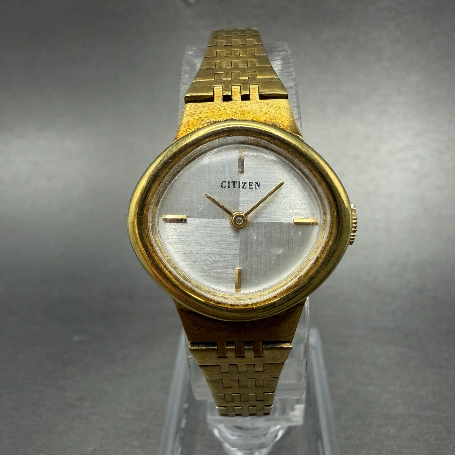 Citizen Watch Women 23mm White Dial Gold Tone Oval Manual Wind PARTS!!!!!!!!!!!!0