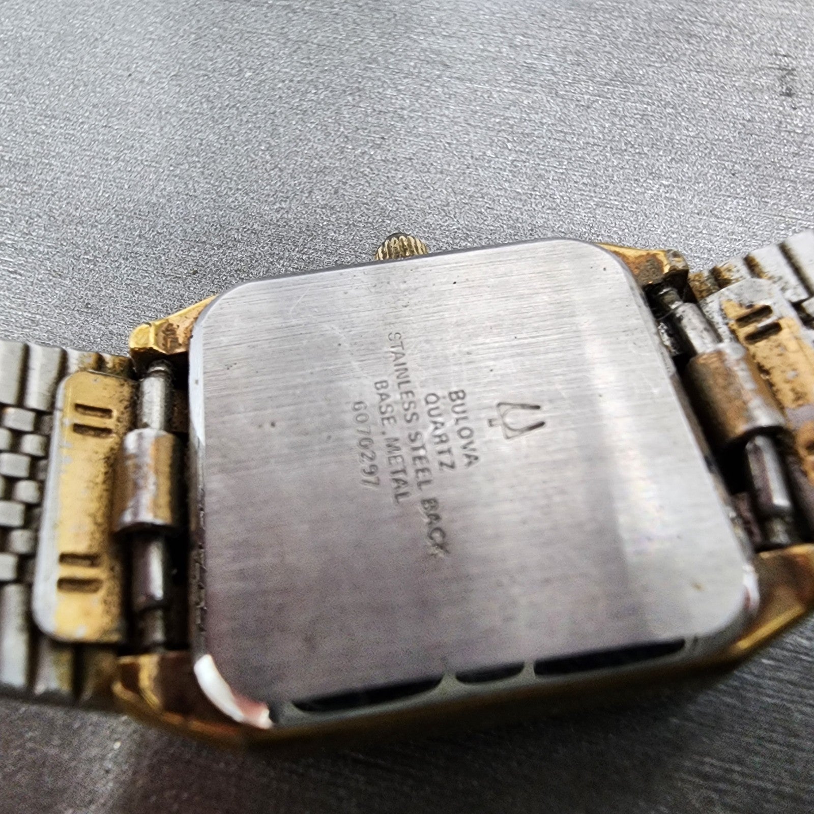 Bulova Watch Women 22mm Champagne Dial Gold Tone Octagon VTG New Battery9