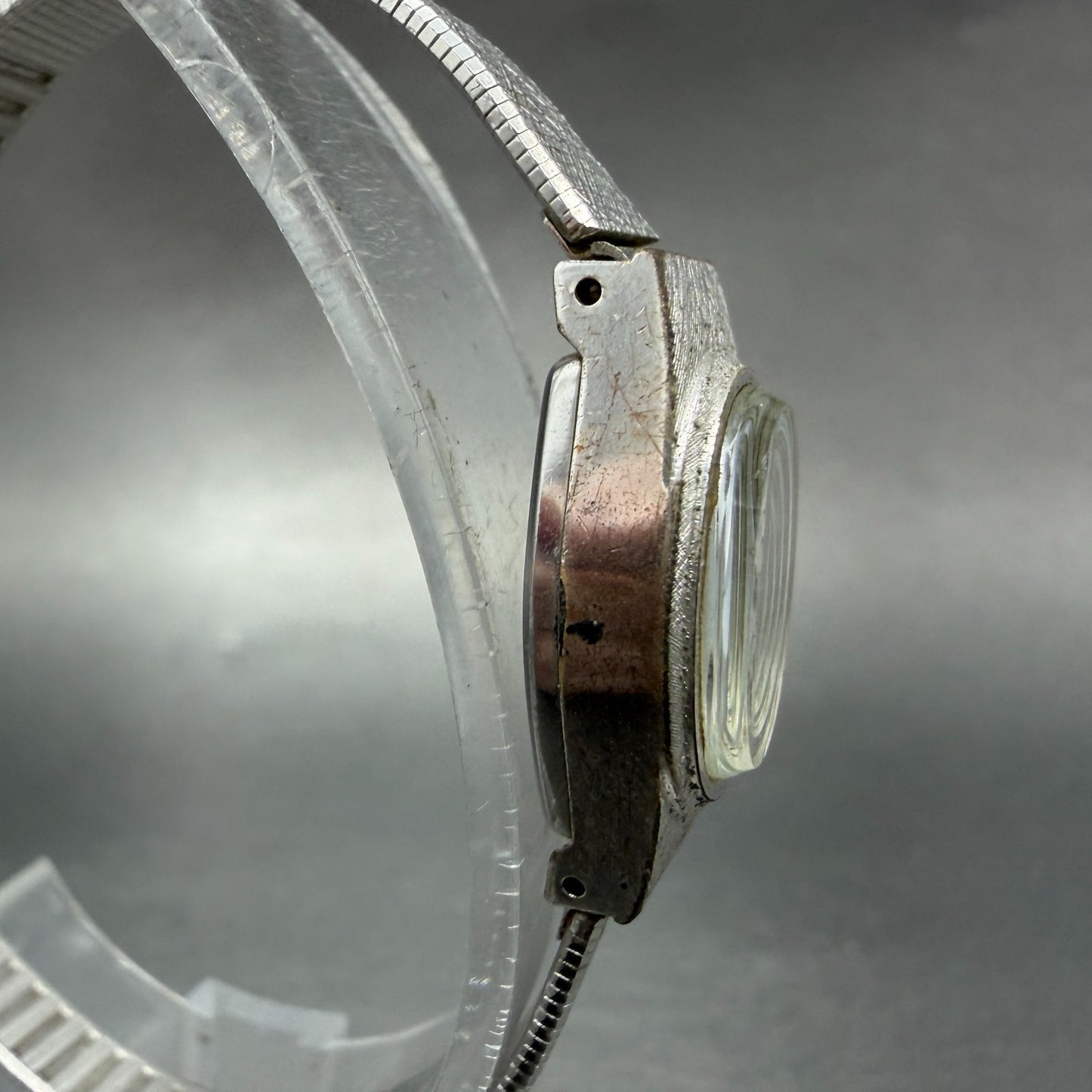 Seiko Watch Women 15mm Silver Dial Silver Tone Manual Oval 1120-7000 Runs VTG3