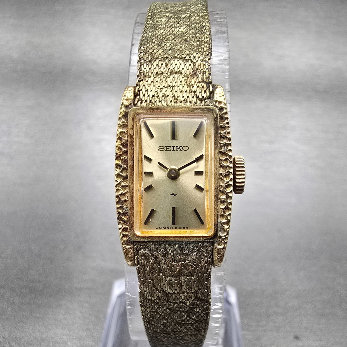 Seiko Tank Watch Women 15mm Champagne Dial Gold Rectangle 11-3189 Manual Wind0