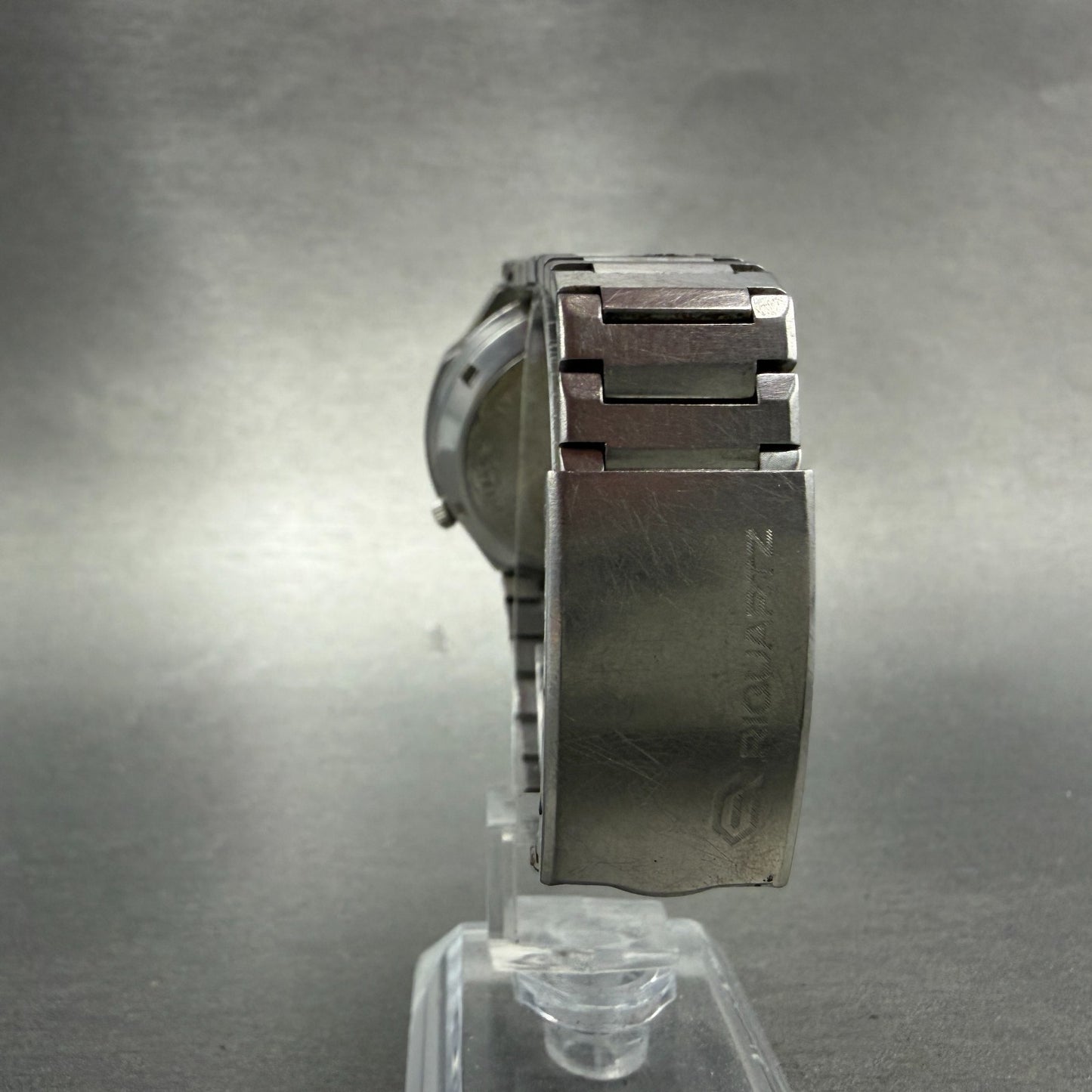 Rioch Watch Men 37mm Brown Dial Silver Tone Date Round 571004 PARTS Vintage8