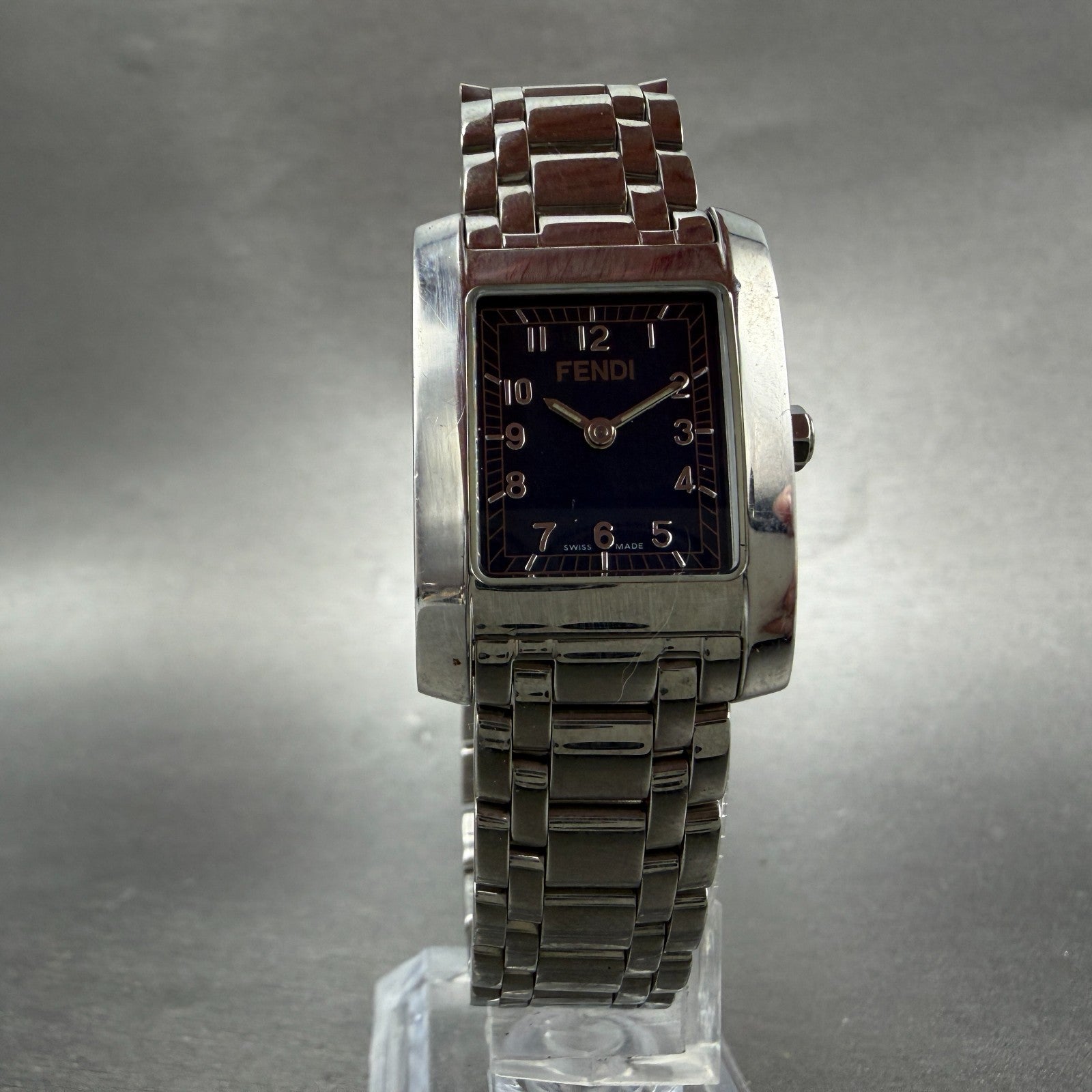 Fendi 7000L Tank Watch Women 21mm Blue Dial Steel Rectangle New Battery5