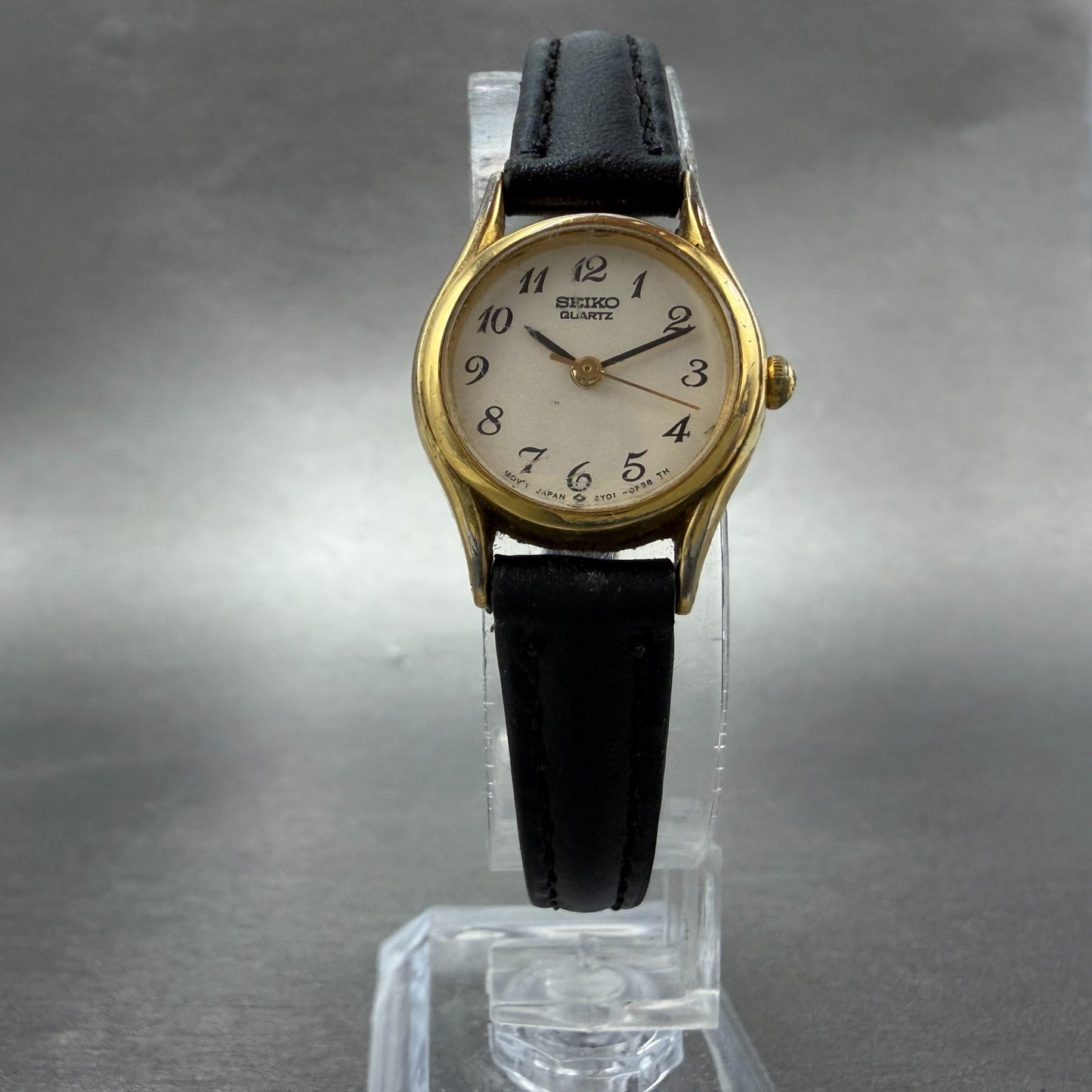 Seiko Watch Women 20mm White Dial Gold Tone Round 2Y01-0A19 New Battery VintageM6