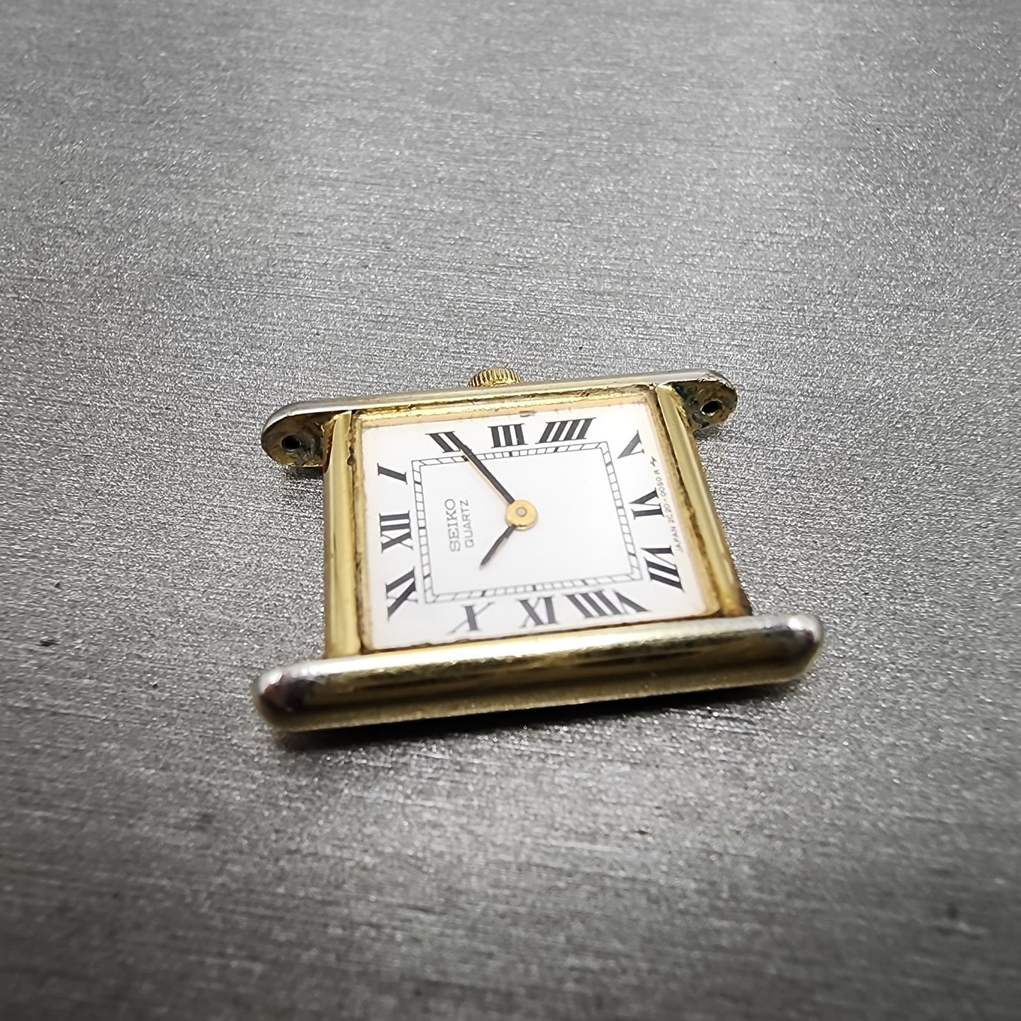Seiko Tank Watch Women 18mm White Dial Gold Tone Rectangle 2c205019 New Battery3
