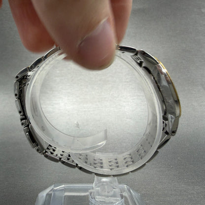 Bulova Watch Women 27mm Silver Dial Two Tone Round 98P115 New Battery Diamond8