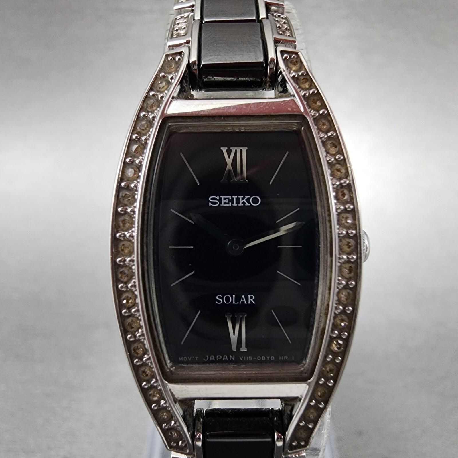 Seiko Solar Watch Women 19mm Black Dial Silver Tone Crystal Accent Runs V1150AY01