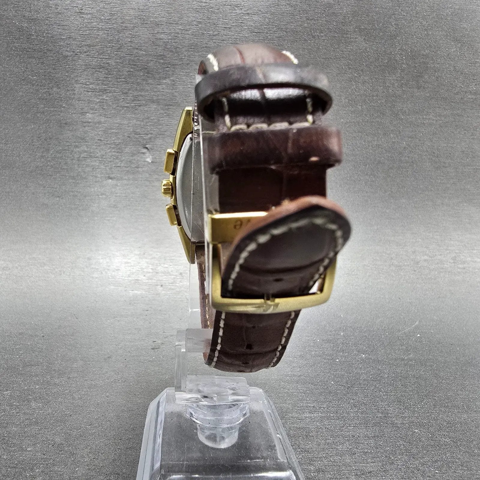 Citizen Eco-Drive Chronograph Watch Men 31mm Gray Dial Gold Tone Date Runs7