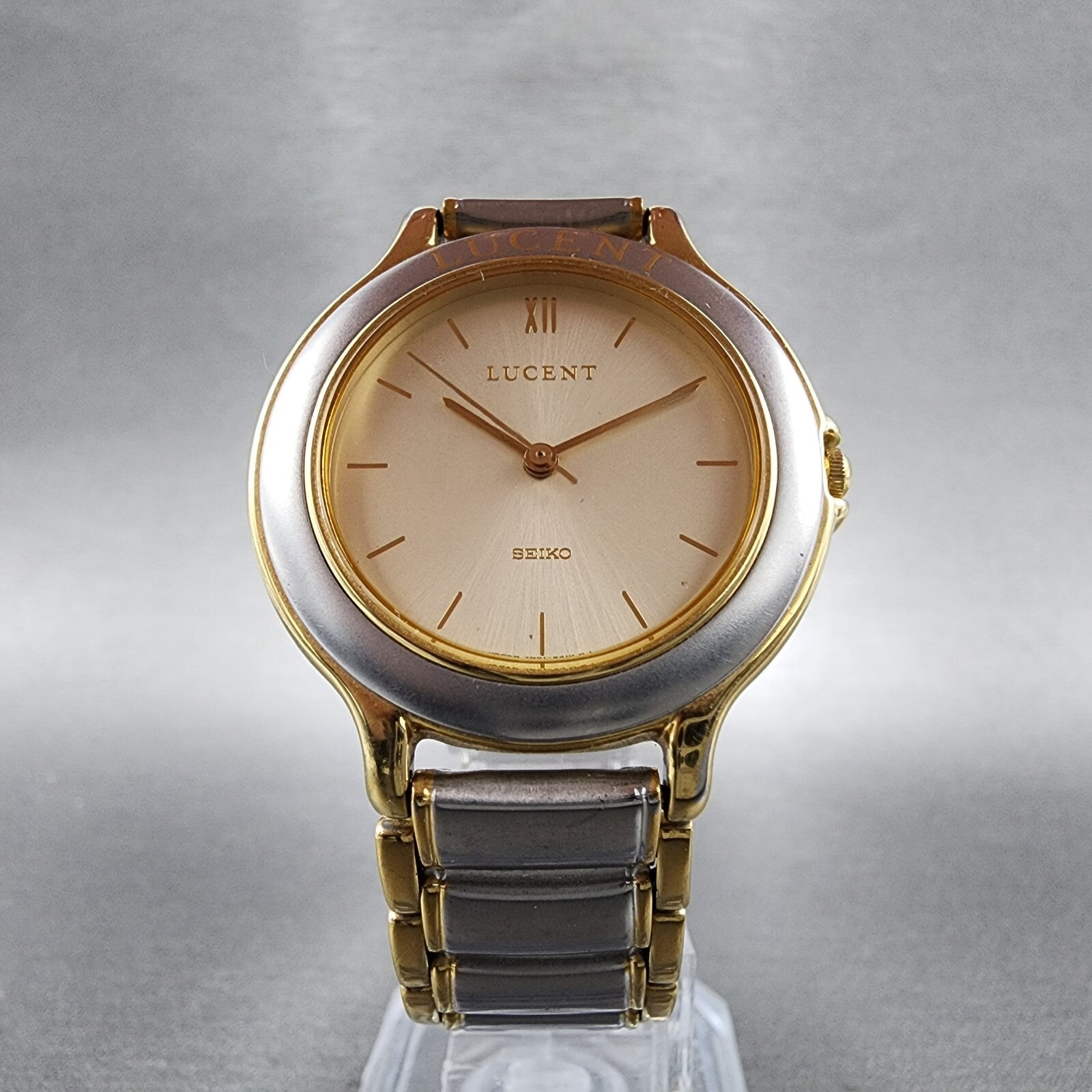 Seiko Lucent Watch Women 31mm Champagne Dial Two Tone Round 7N016160 New Batt5