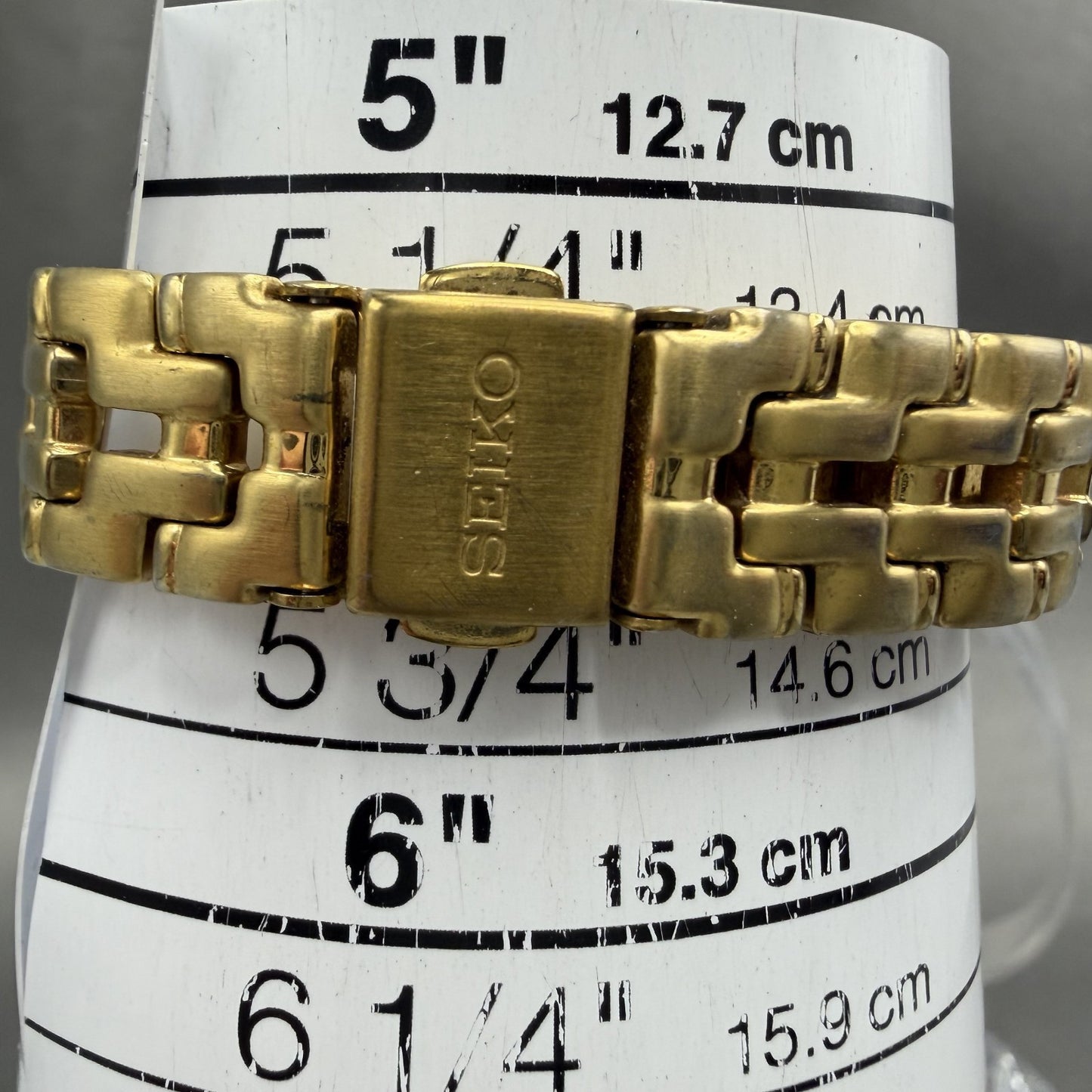 Seiko Watch Women 26mm White Dial Gold Tone Date Round 7N89-0449 New Battery10