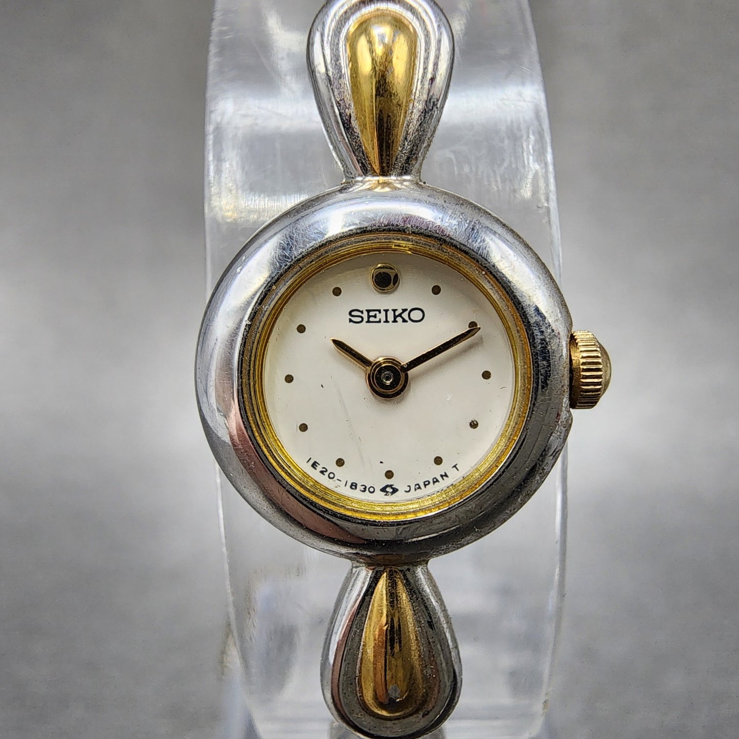 Seiko Watch Women 14mm White Dial Two Tone Round 1e200540 New Battery1