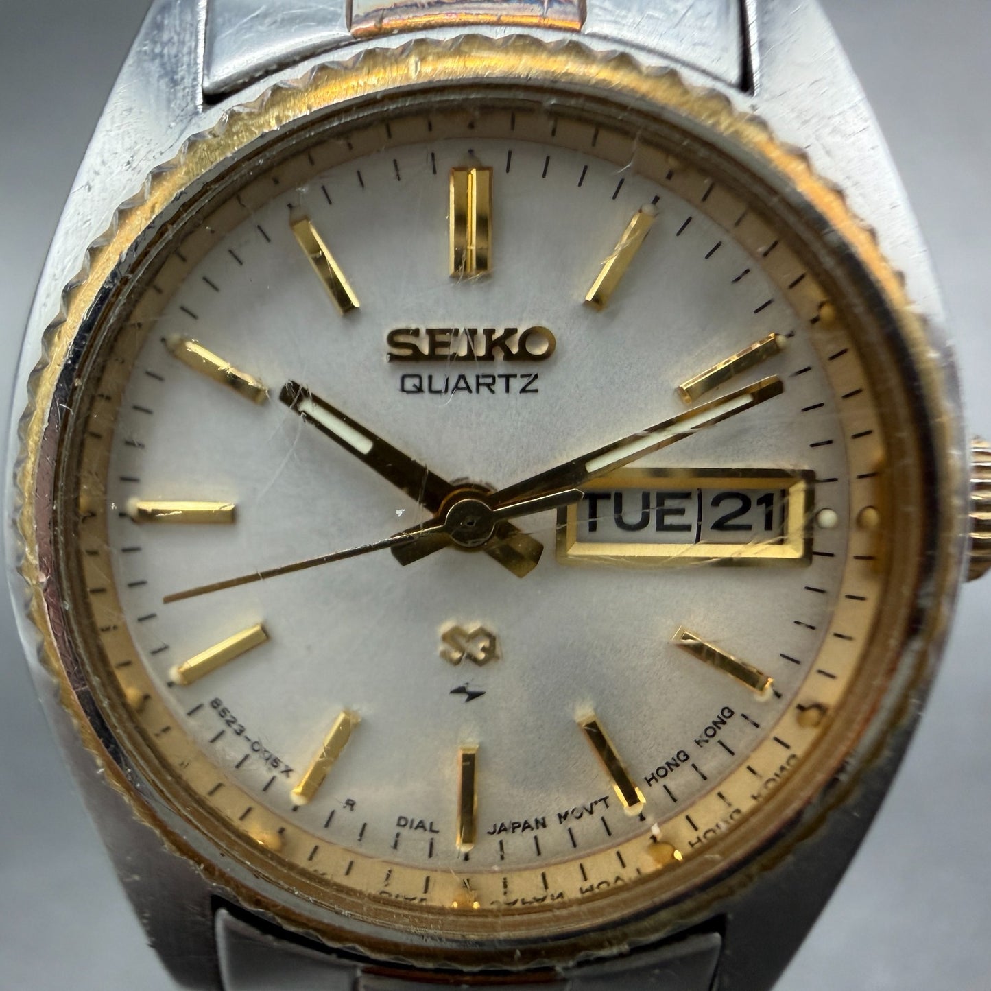 Seiko SQ Watch Women 25mm Silver Dial Two Tone Daydate Round 8523-0059 New Batte1
