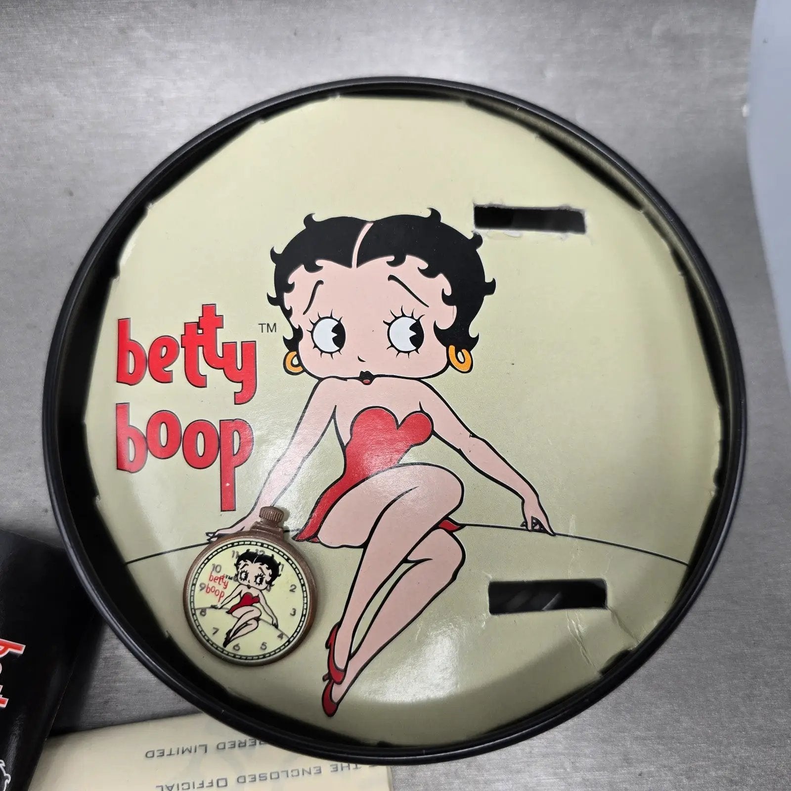 Fossil Betty Boop Watch Unisex 25mm Cream Dial Gold Tone Rectangle New Battery11