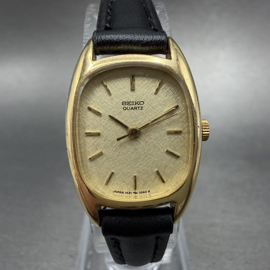 Seiko Watch Women 19mm Champagne Dial Gold Tone Rectangle 1421-5620 New Battery0