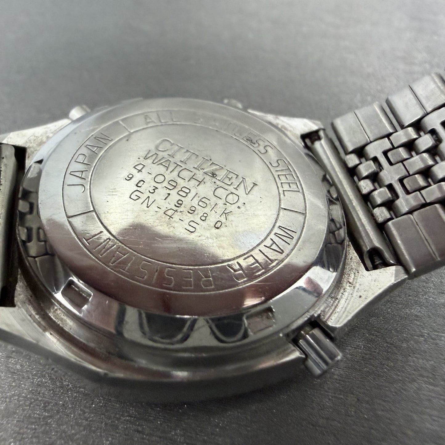 Citizen Digital Watch Men 33mm Digital Silver Tone Dual Time Chrono New Battery9