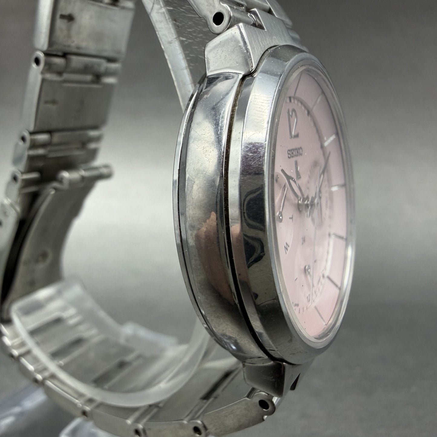 Seiko Lukia Watch Women 33mm Pink Dial Silver Tone Daydate 5Y89-0B70 New Battery3