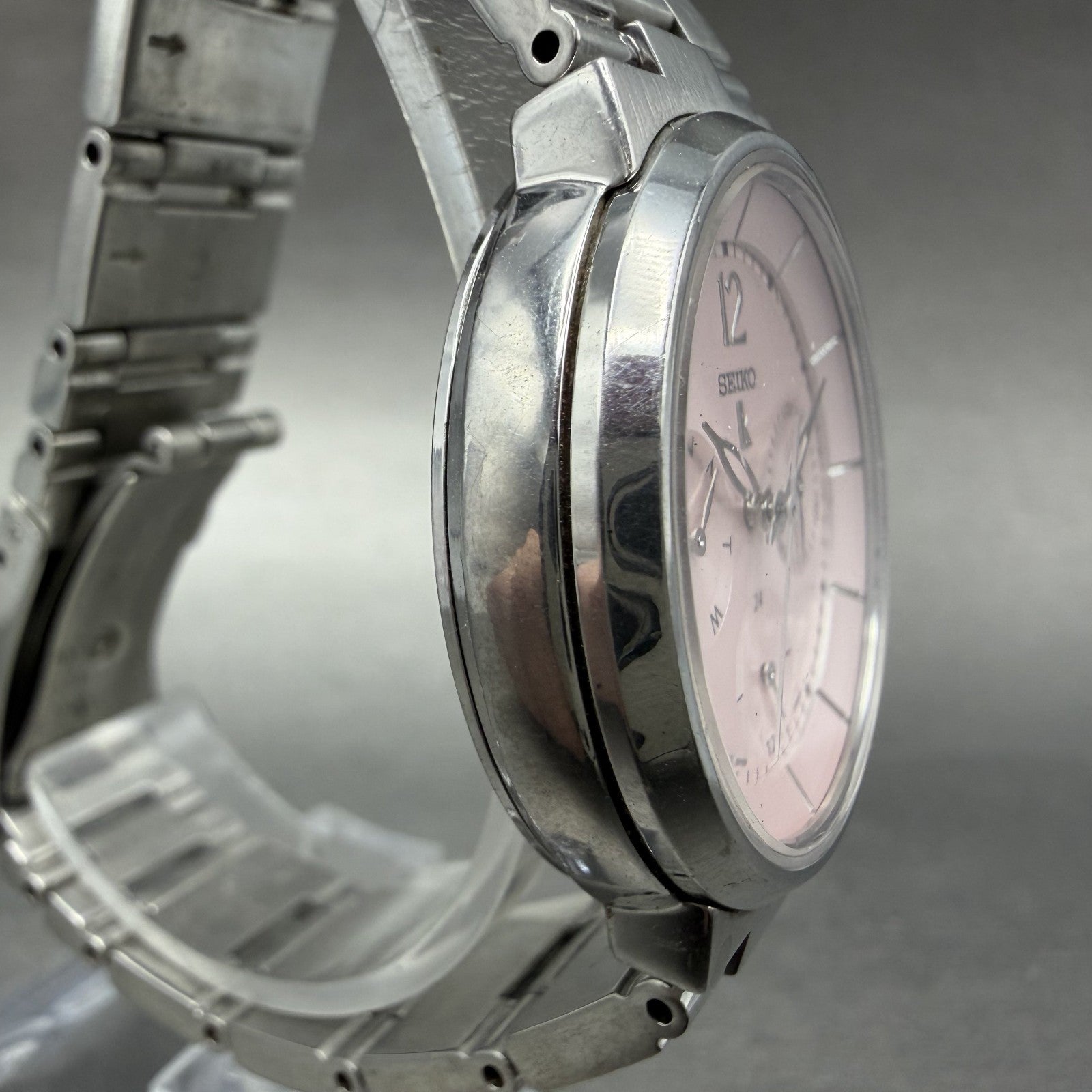 Seiko Lukia Watch Women 33mm Pink Dial Silver Tone Daydate 5Y89-0B70 New Battery3