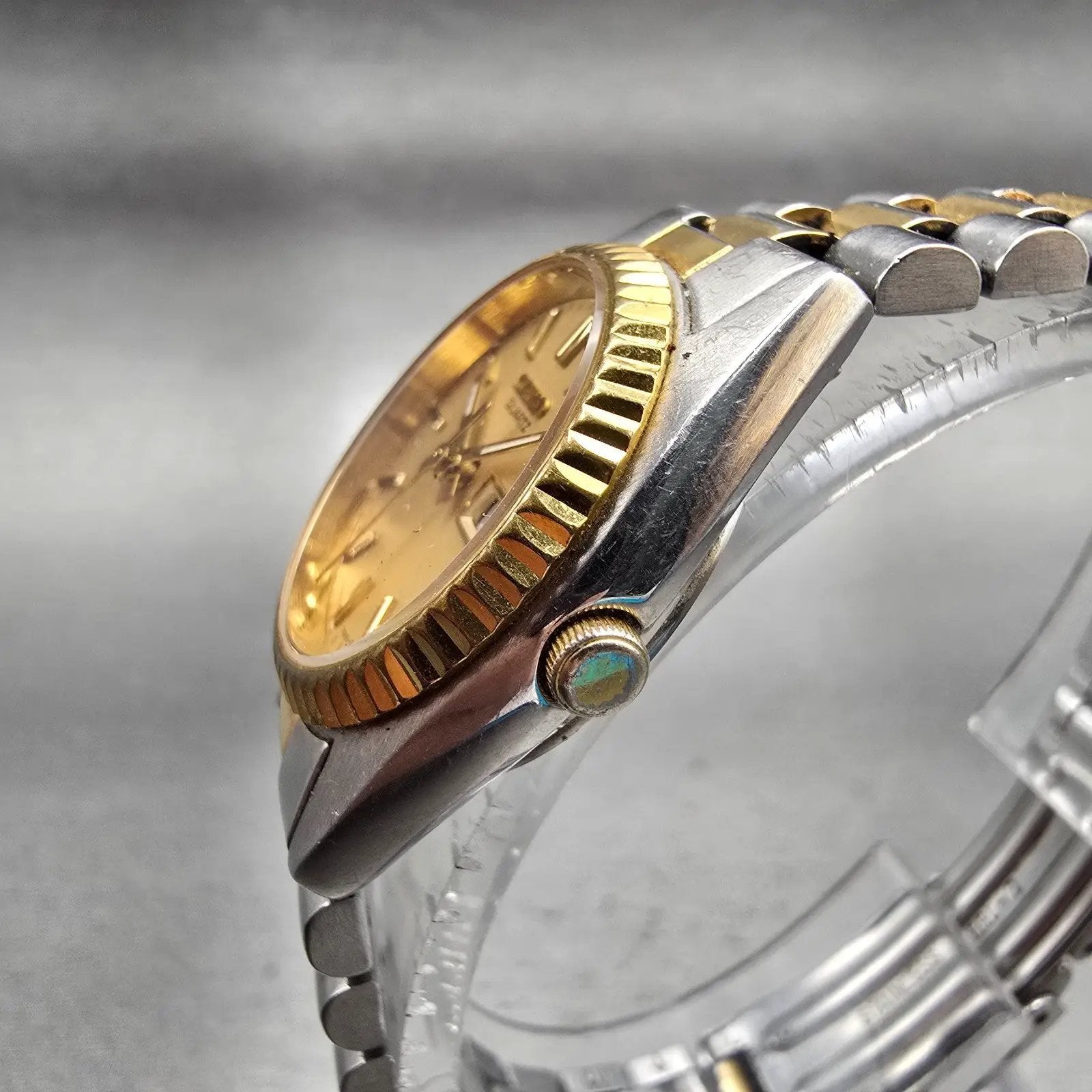Seiko Watch Women 24mm Gold Dial Two Tone Daydate Round 7N83-0041 New Battery2