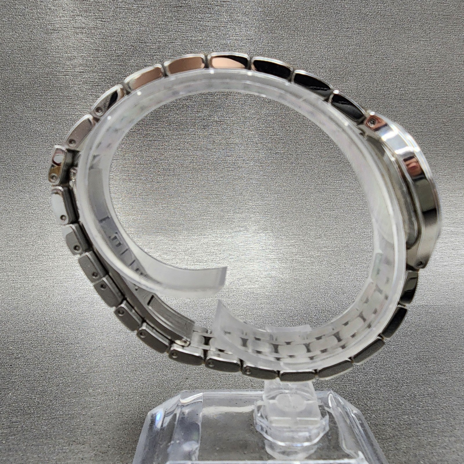 Movado Museum Watch Women 26mm Black Dial Two Tone Round 0606959 New Battery8