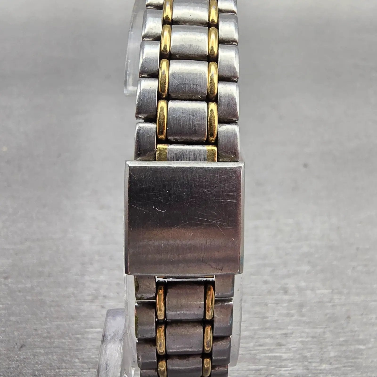 Seiko Watch Women 25mm Silver Dial Two Tone Date Round 7N89-0021 New Battery VTG7