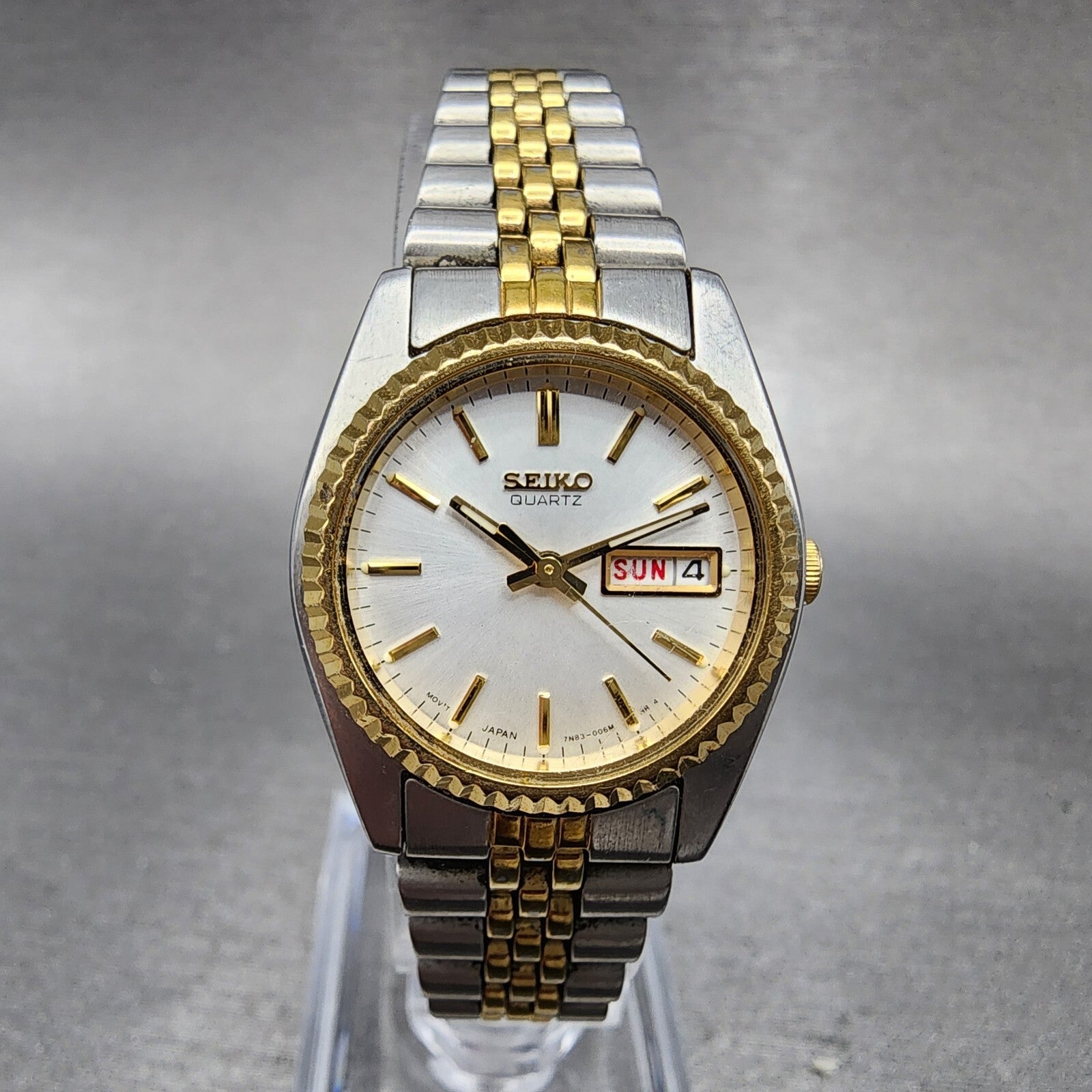 Seiko Watch Women 24mm White Dial Two Tone Daydate Round 7N830041 New Battery0