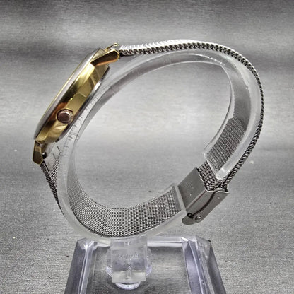Skagen Denmark Watch Women 28mm Silver Dial Two Tone Date Round 16SGS New Batt6