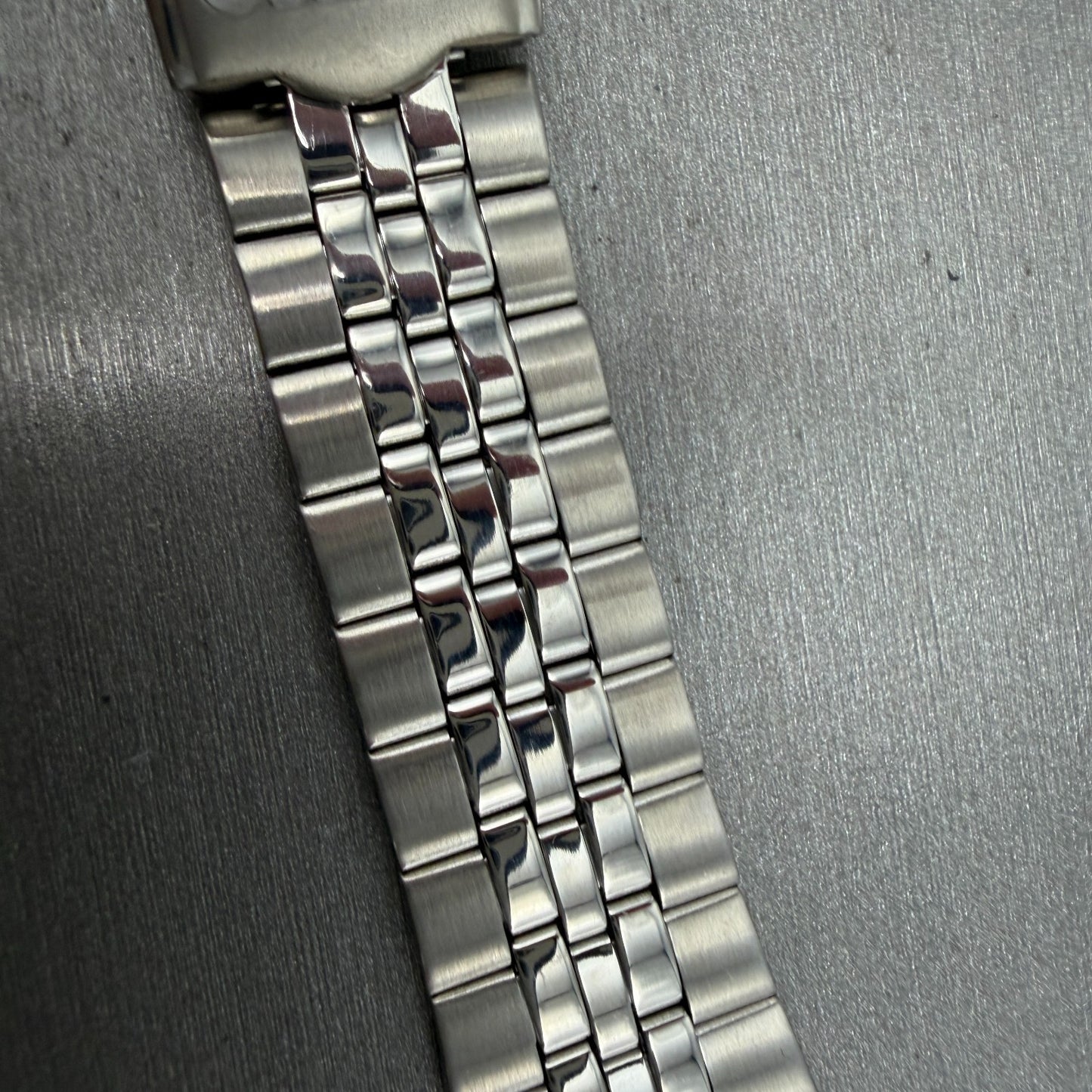 Seiko Bracelet 20mm Stainless Steel Silver Tone Tri Folding Clasp Vintage Japan2