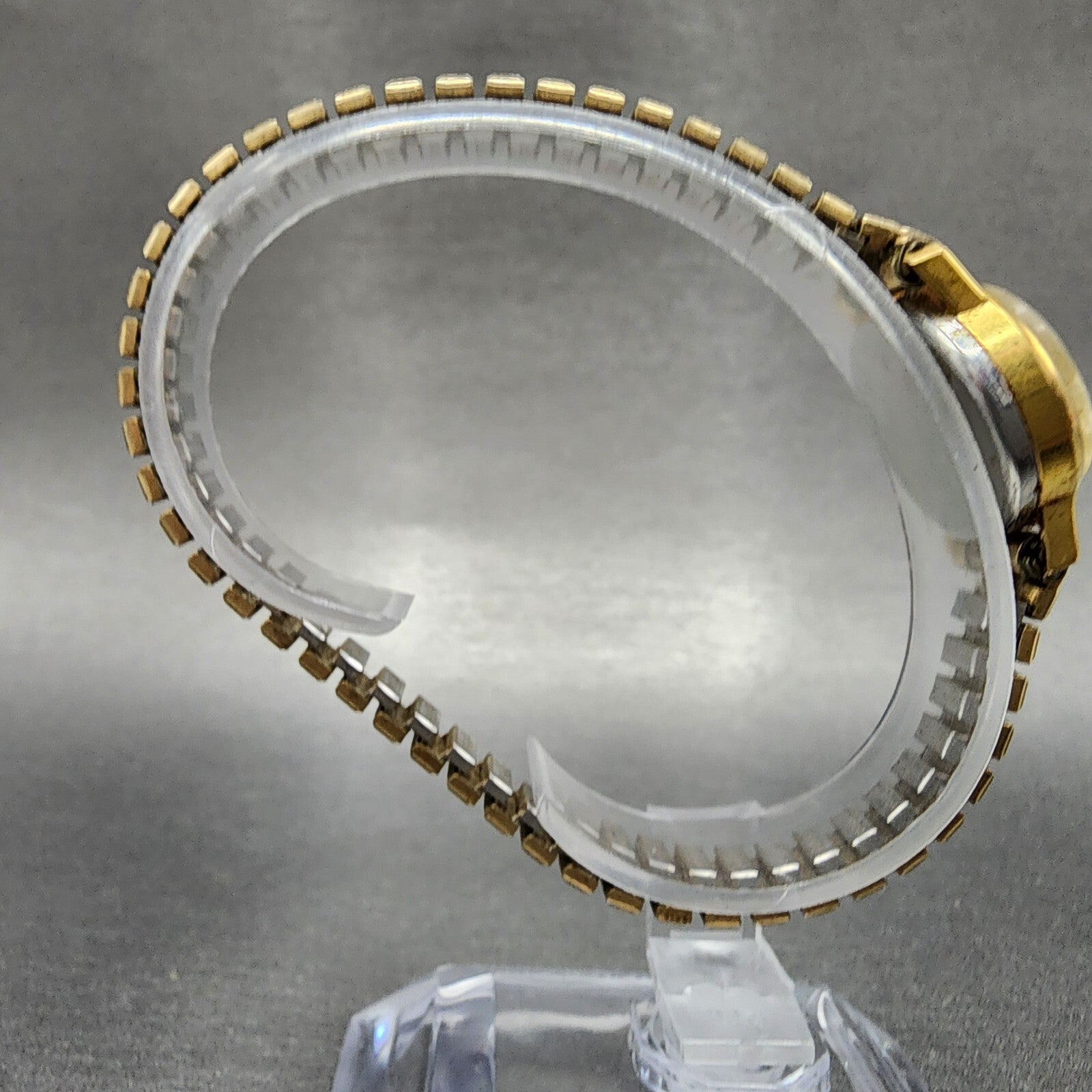 VTG Tissot Watch Women 20mm Gold Dial Gold Plated Round Manual Wind Runs8