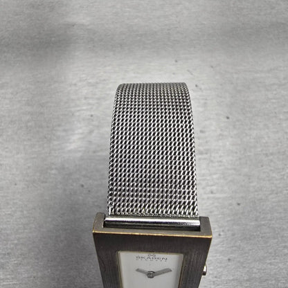 Skagen Denmark Watch Men 22mm White Dial Silver Tone Rectangle 1USS New Battery4