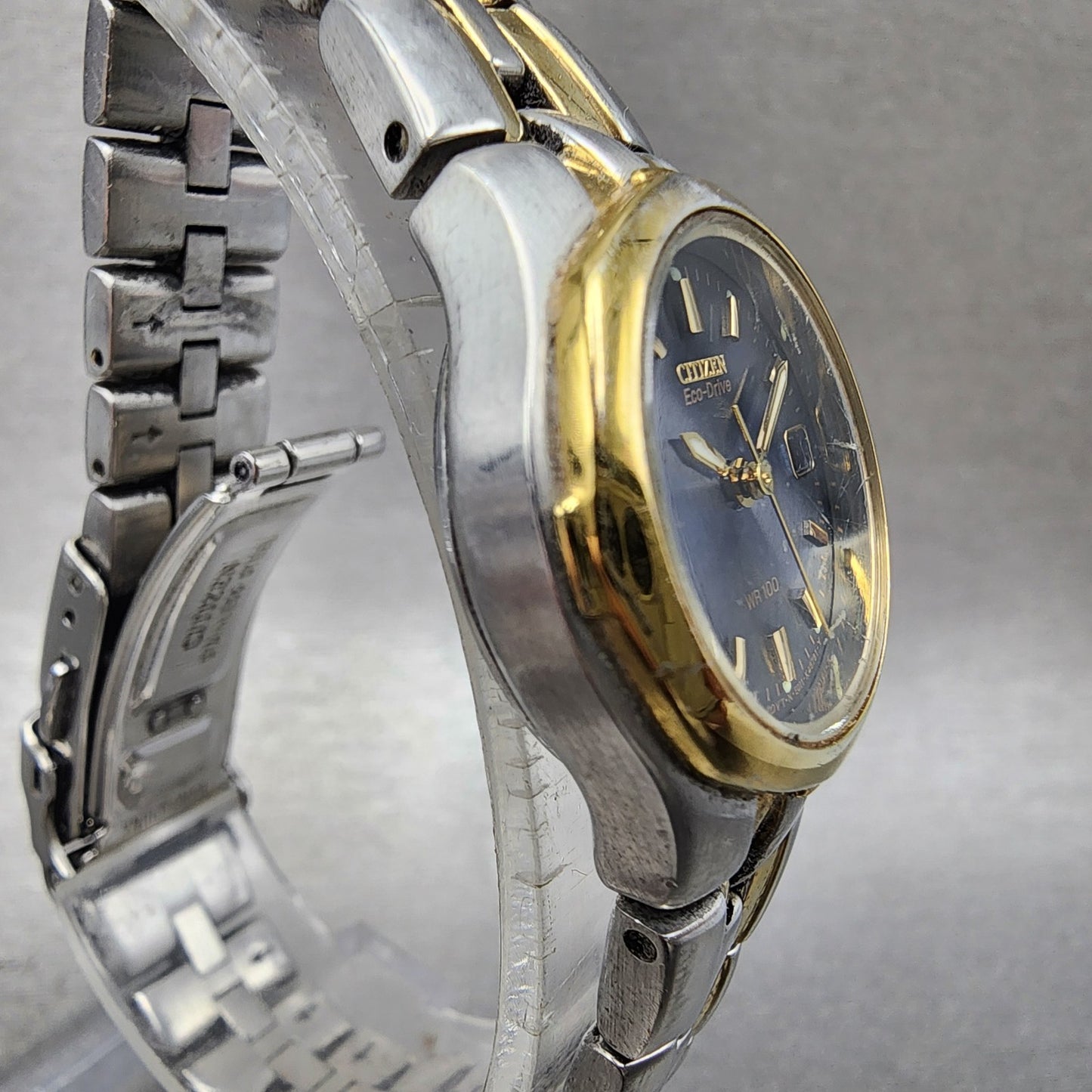 Citizen EcoDrive Watch Women 24mm Blue Dial Two Tone Date E011K15711 Runs3