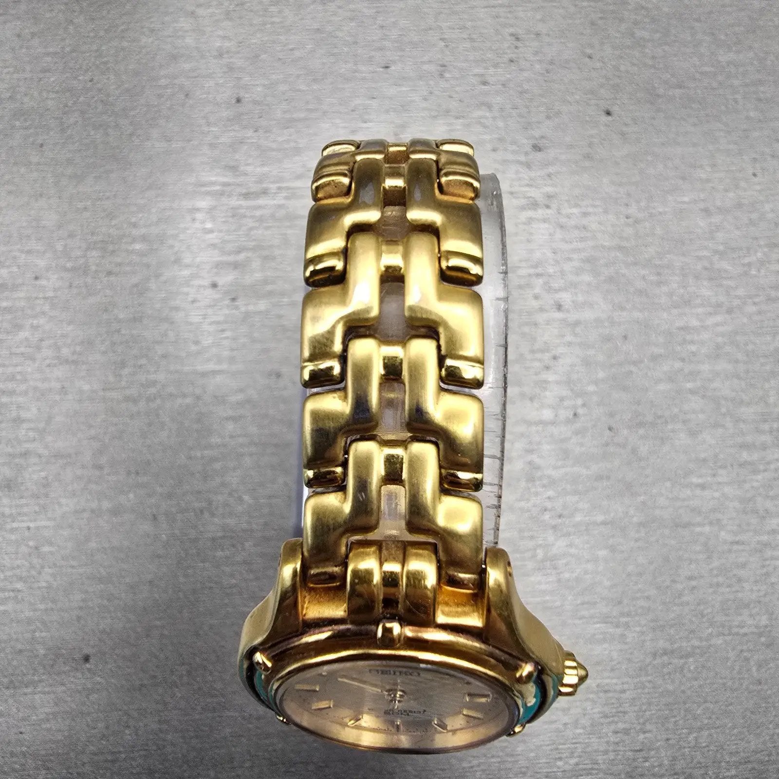 Seiko Watch Women 26mm Champagne Dial Gold Tone Date Round 7N82-0599 New Battery4