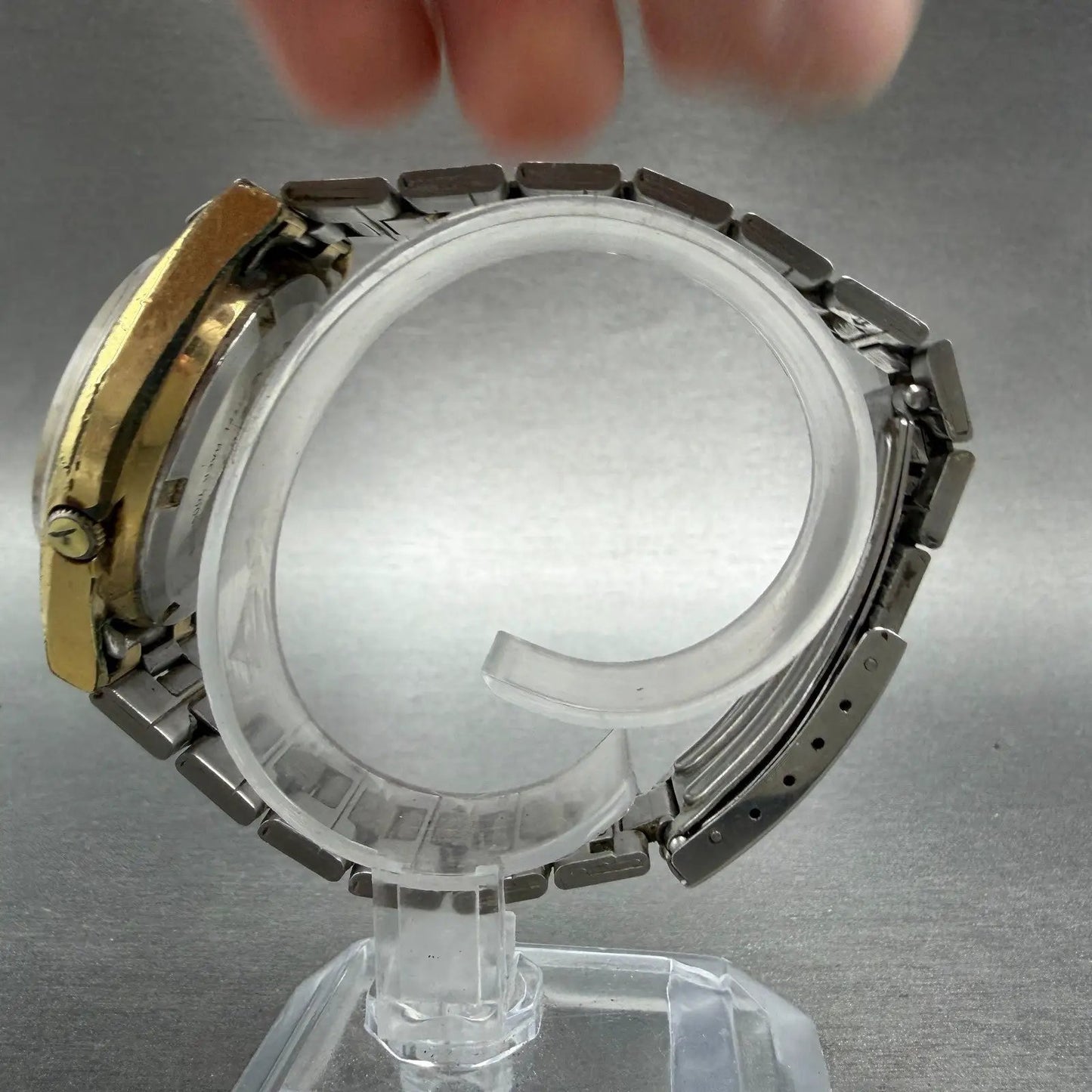48245637