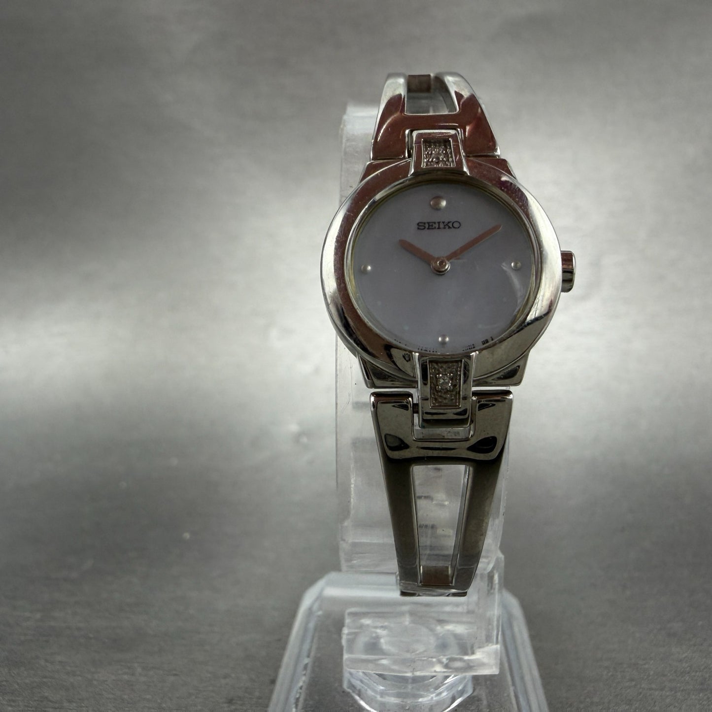Seiko Watch Women 20mm MOP Dial Silver Tone Round 1n00-0gn0 Vintage New Battery5