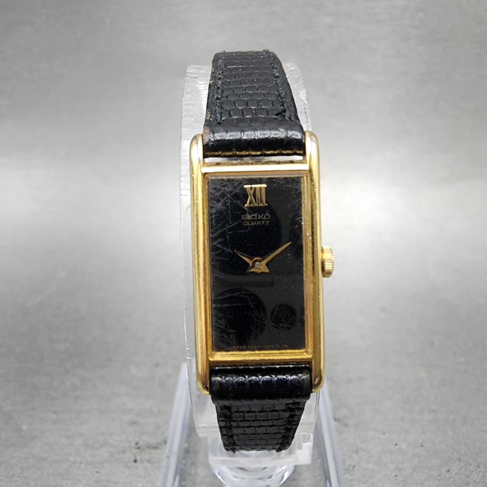 Seiko Tank Watch Women 13mm Black Dial Gold Tone Rectangle 2e206120 New Battery0