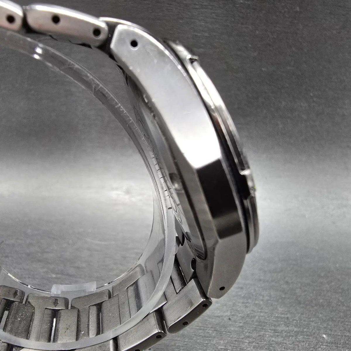 Citizen Attesa Watch Men 39mm Black Dial Titanium Date Atomic Solar H410 PARTS4